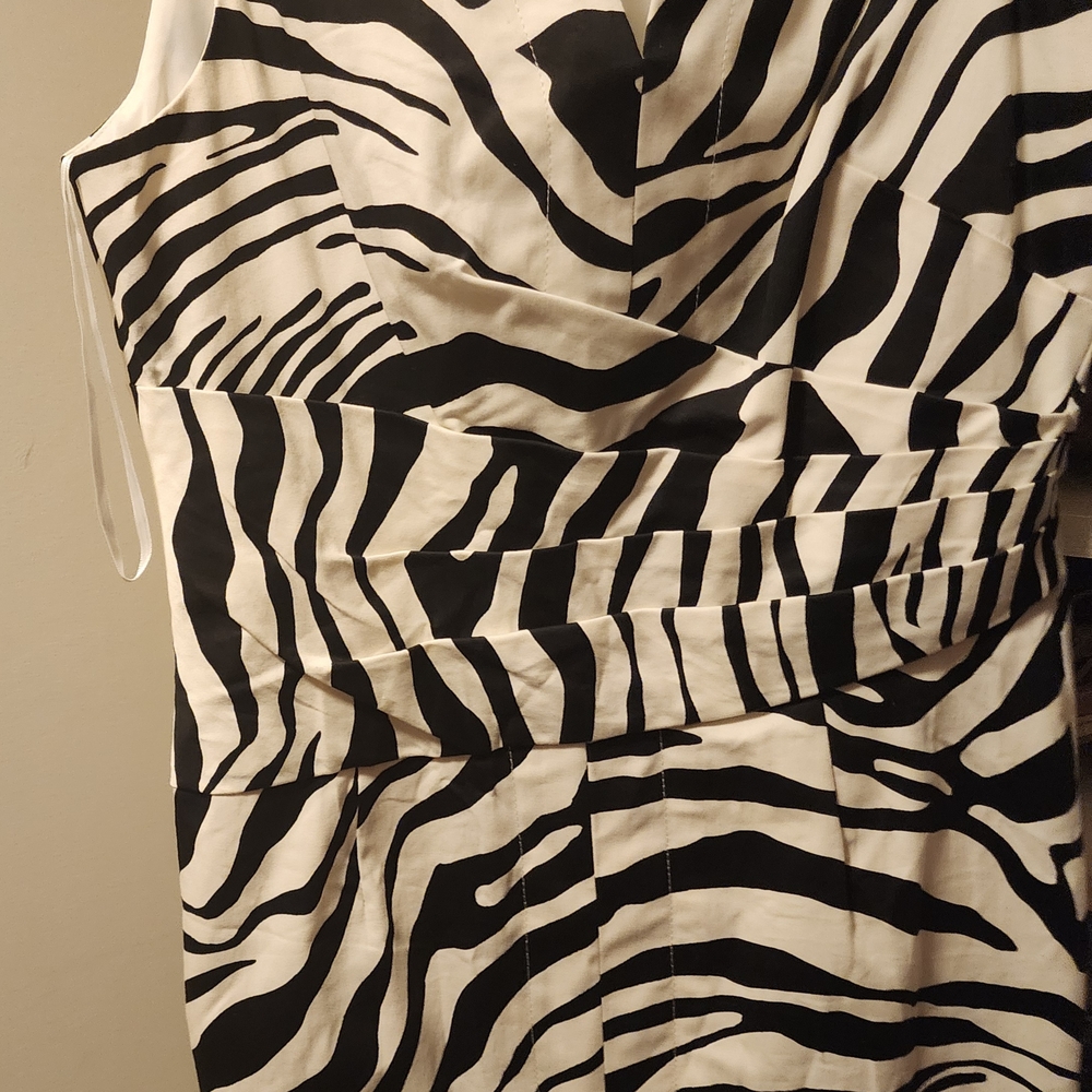 Jones New York Black and White Patterned Dress